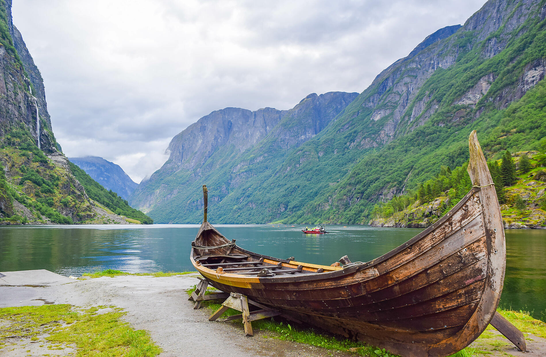 Gudvangen Photo AdobeStock_318888579.jpeg