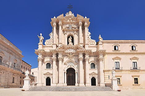 30 Oct 26 - Syracuse, Sicily