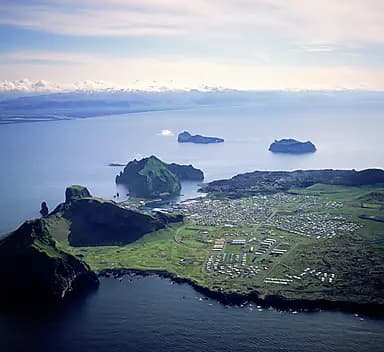 26 May 26 - Sailing in the Vestmannaeyjar