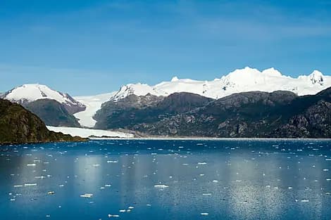 11 Nov 26 - Skua Glacier (sailing)