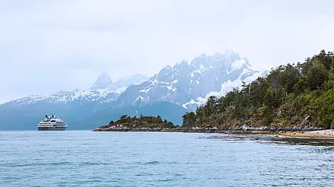 14 Nov 26 - Agostini Glacier