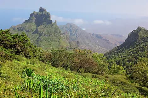 24 Nov 25 - São Nicolau