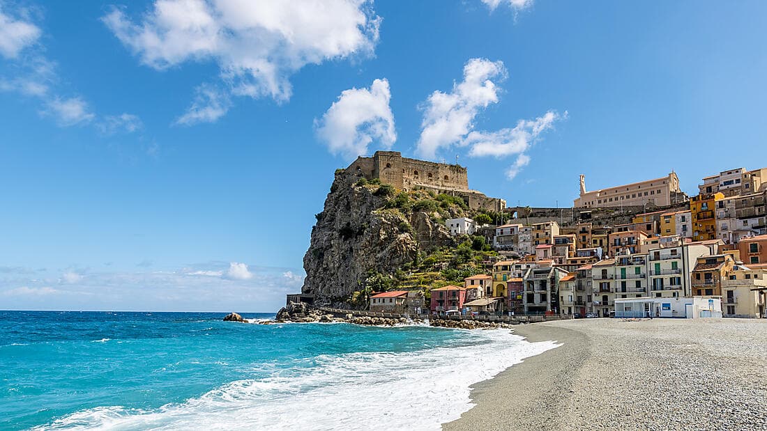 From the Iberian shores to the Italian coast