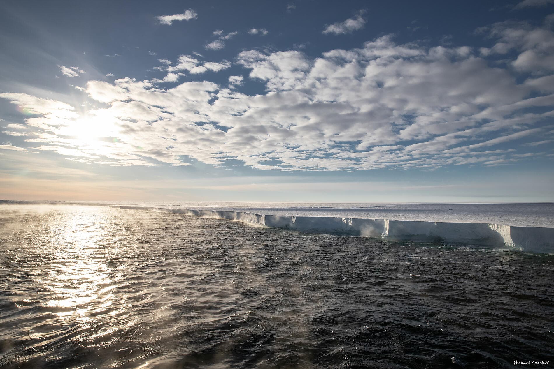 Unexplored Antarctica between Two Continents 