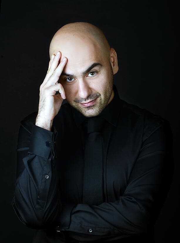 Mert Süngü 2 (c) Clarissa Lapolla.jpg