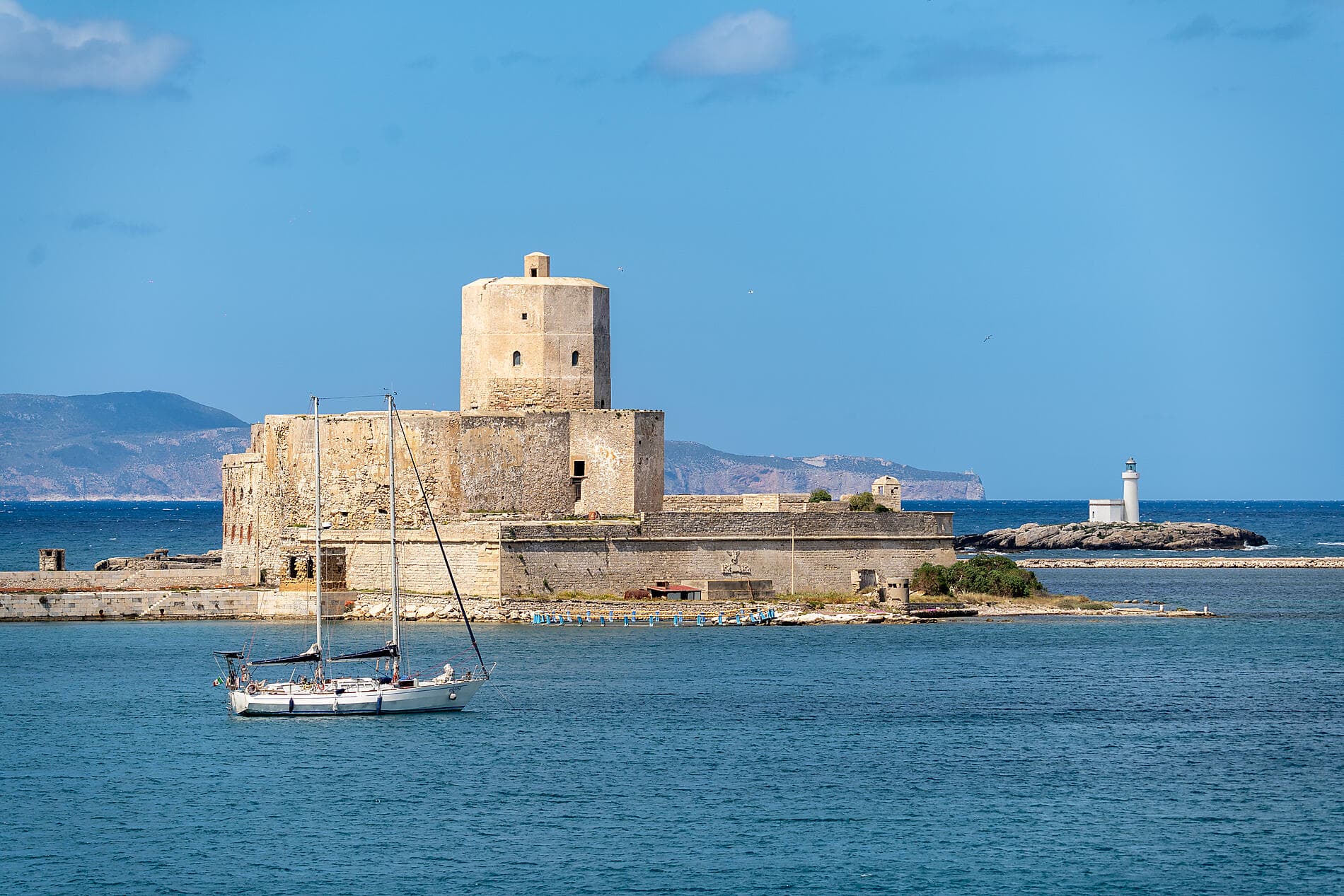 Sicilian gastronomy, diplomacy and heritage  