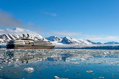 4 Aug 26 - Monaco Glacier, Spitsbergen